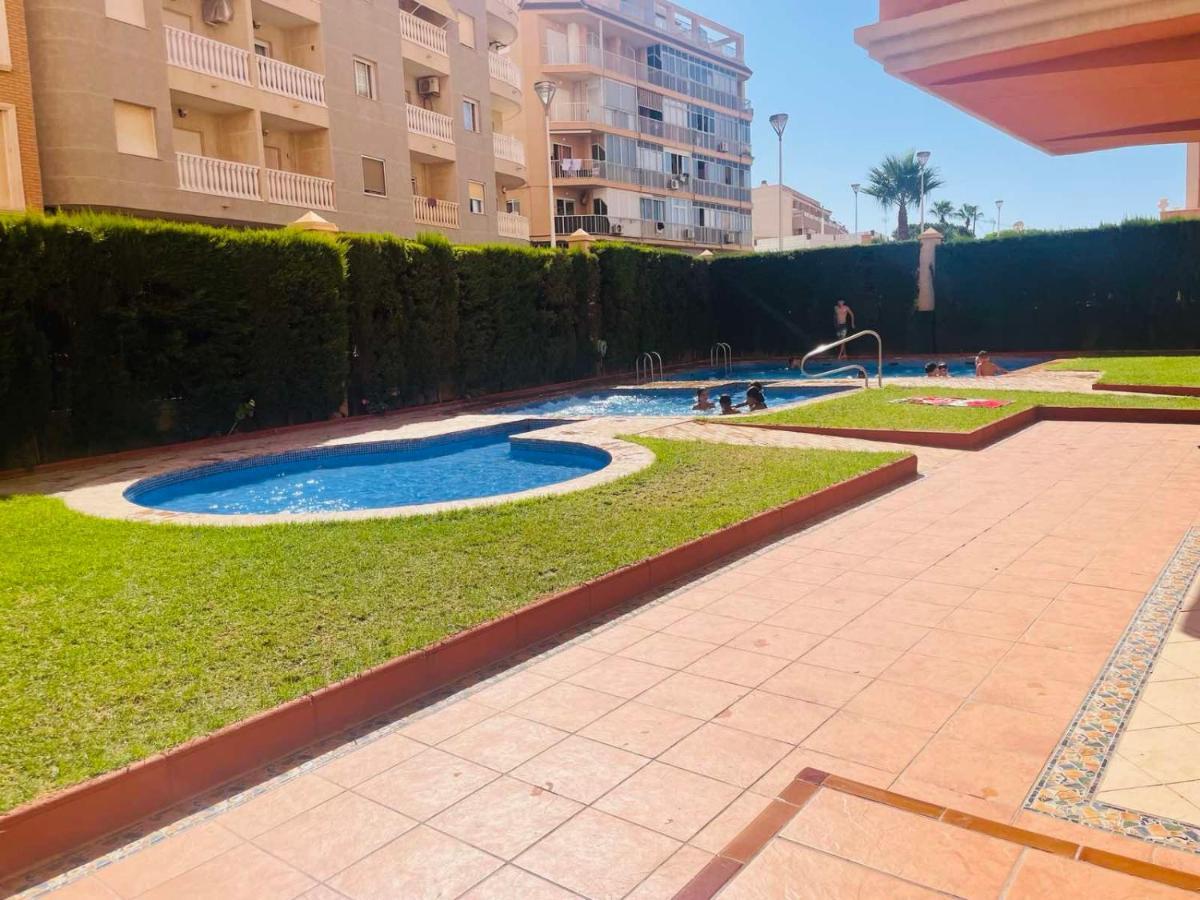Beach Apartament In تورّيفيِخا المظهر الخارجي الصورة