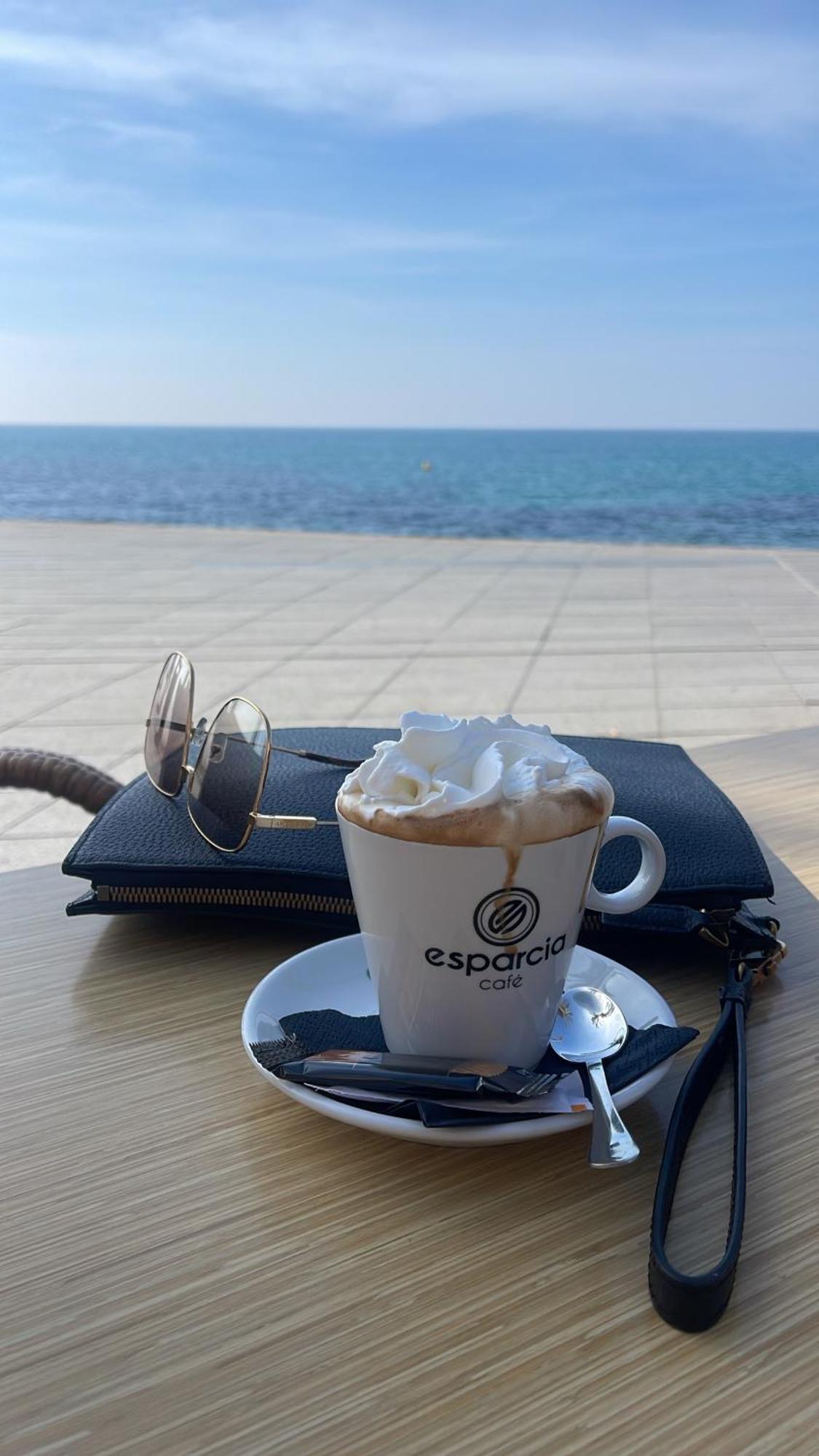 Beach Apartament In تورّيفيِخا المظهر الخارجي الصورة